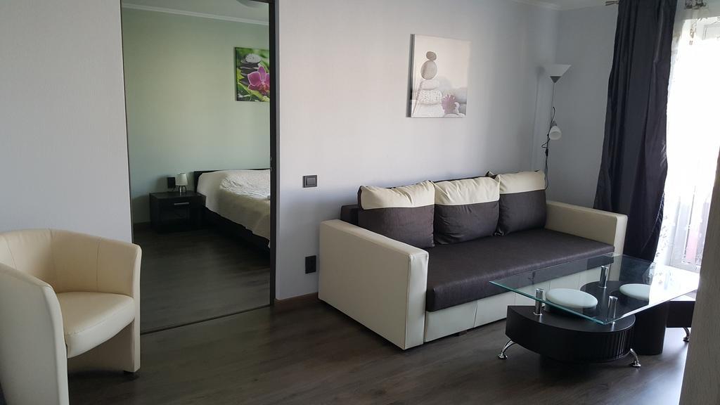 L.E.C. Travel Apartments Ventspils Exterior photo